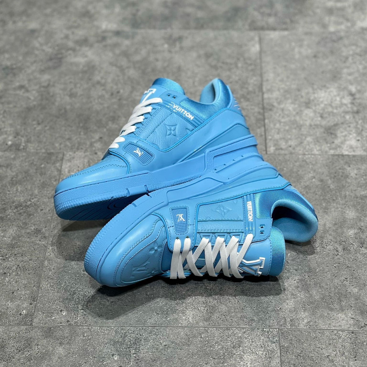 LOU TRAINERS