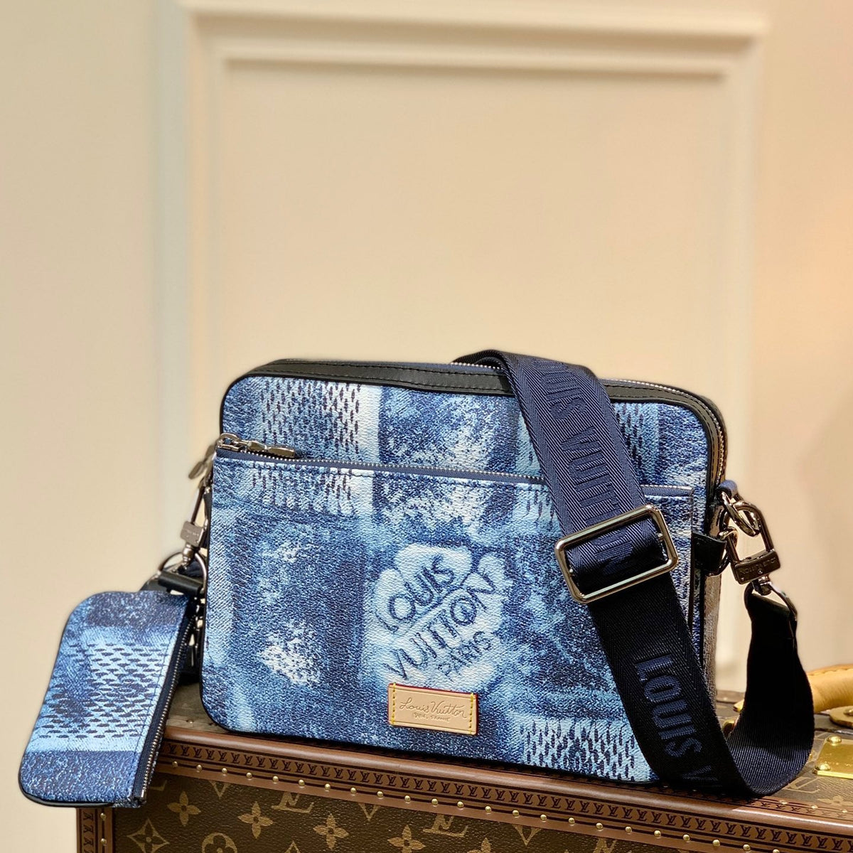 LOU TRIO MESSENGER BAG