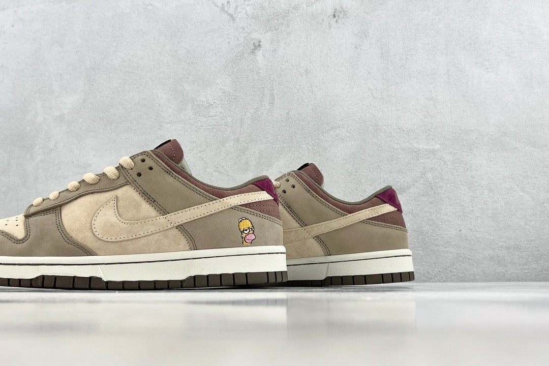 DUNK LOW x OTOMO KATUSHIRO