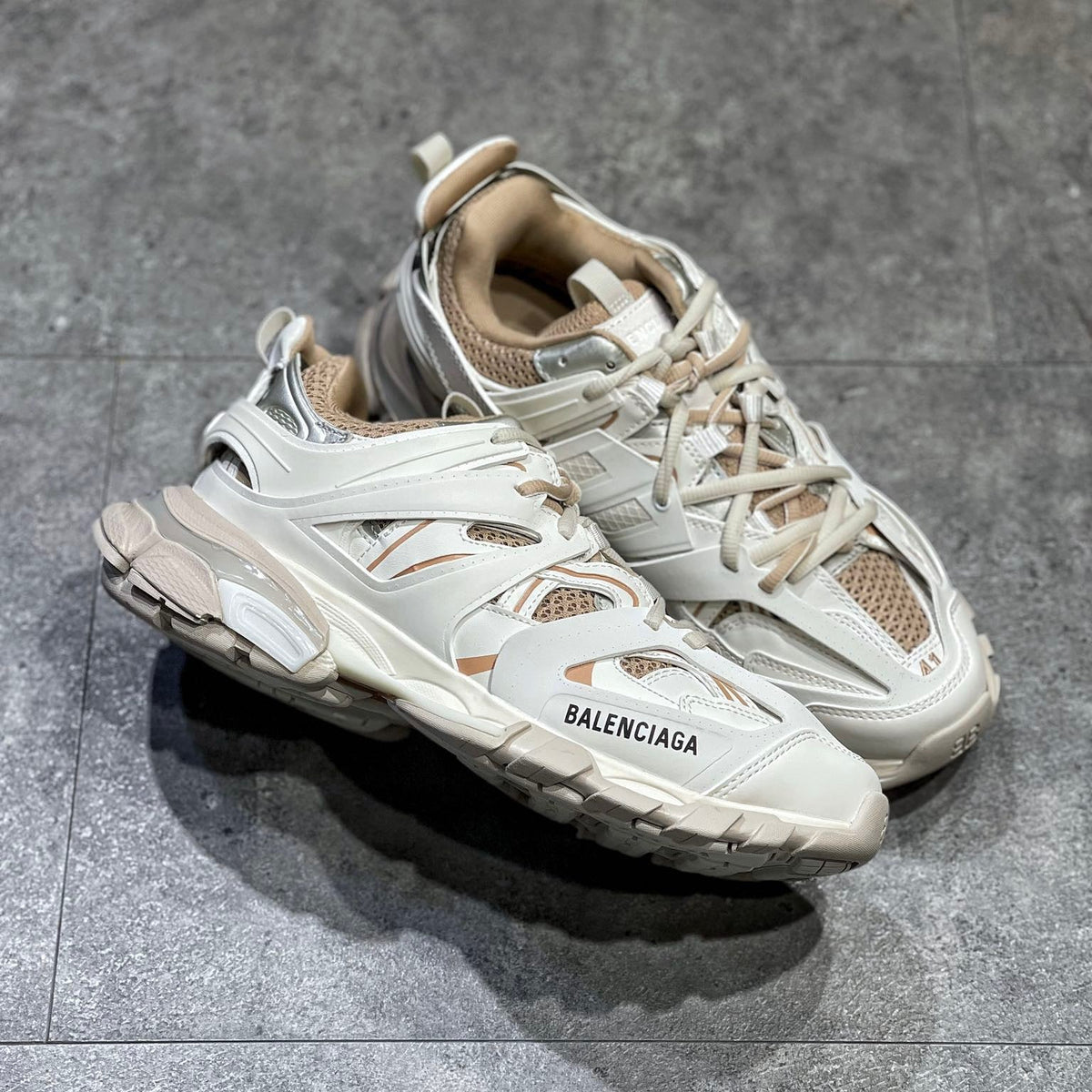 BAL TRACK 3.0 SNEAKERS