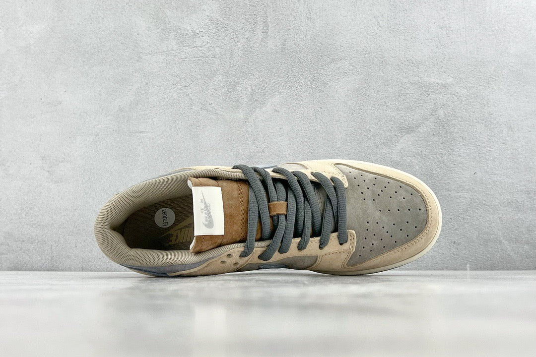 DUNK LOW x OTOMO KATUSHIRO