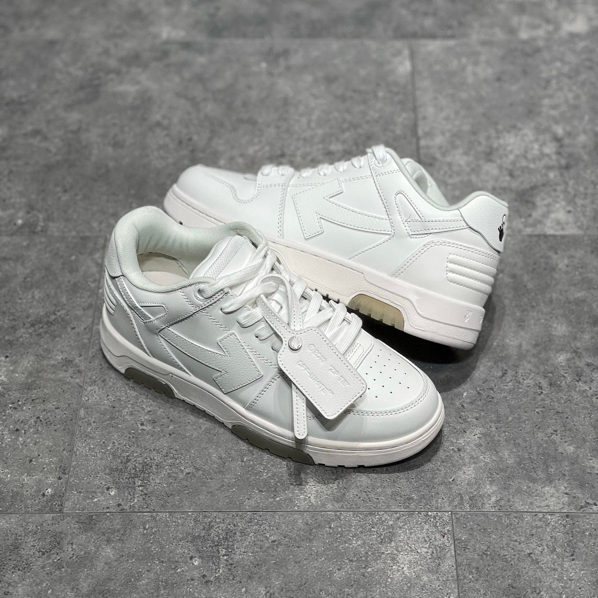 OFF W OUT OF OFFICE SNEAKERS
