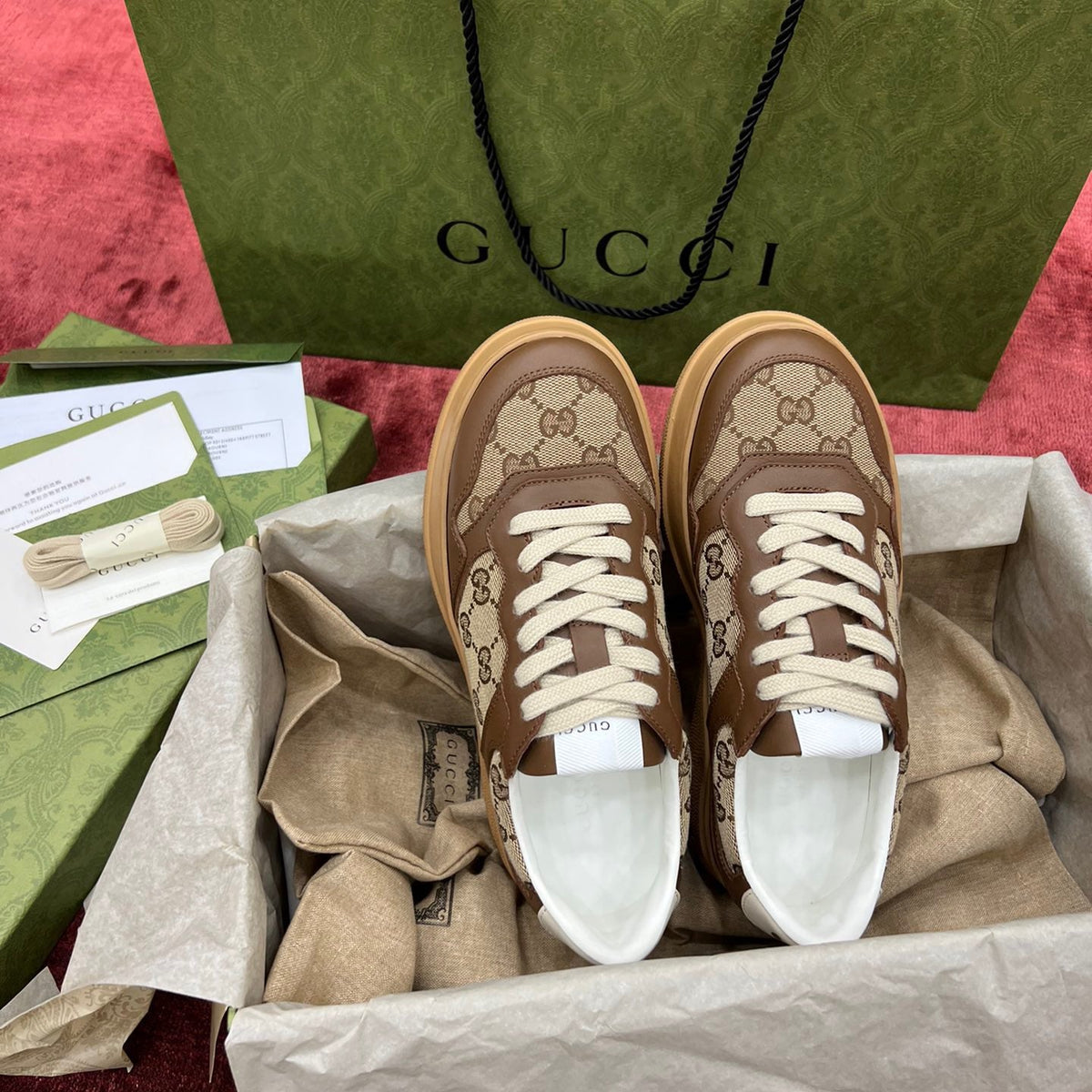 GG EMBOSSED SNEAKER
