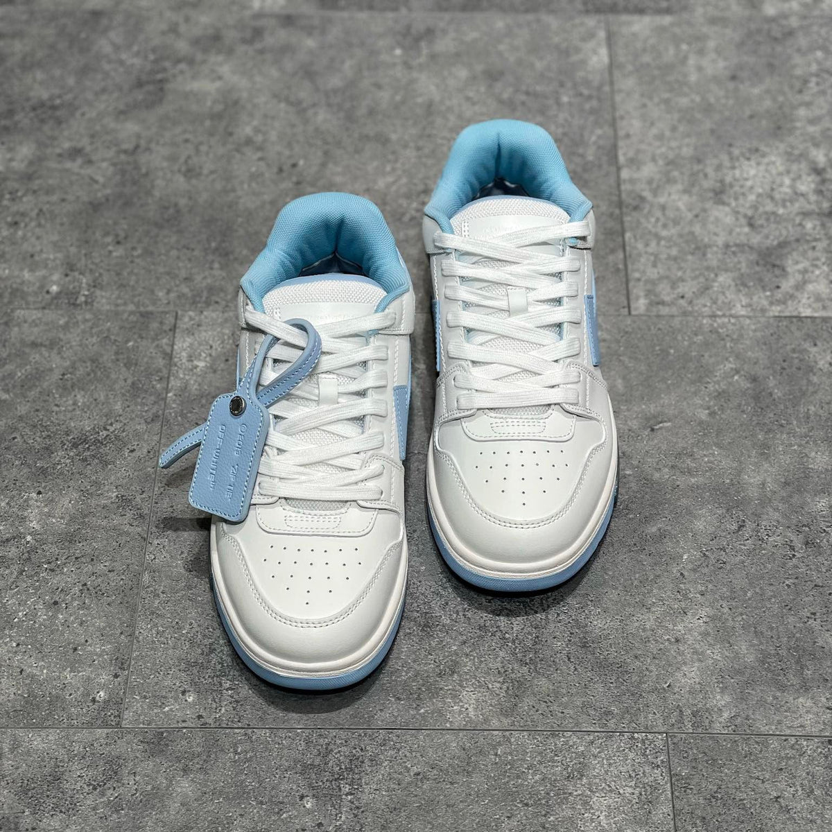 OFF W OUT OF OFFICE SNEAKERS