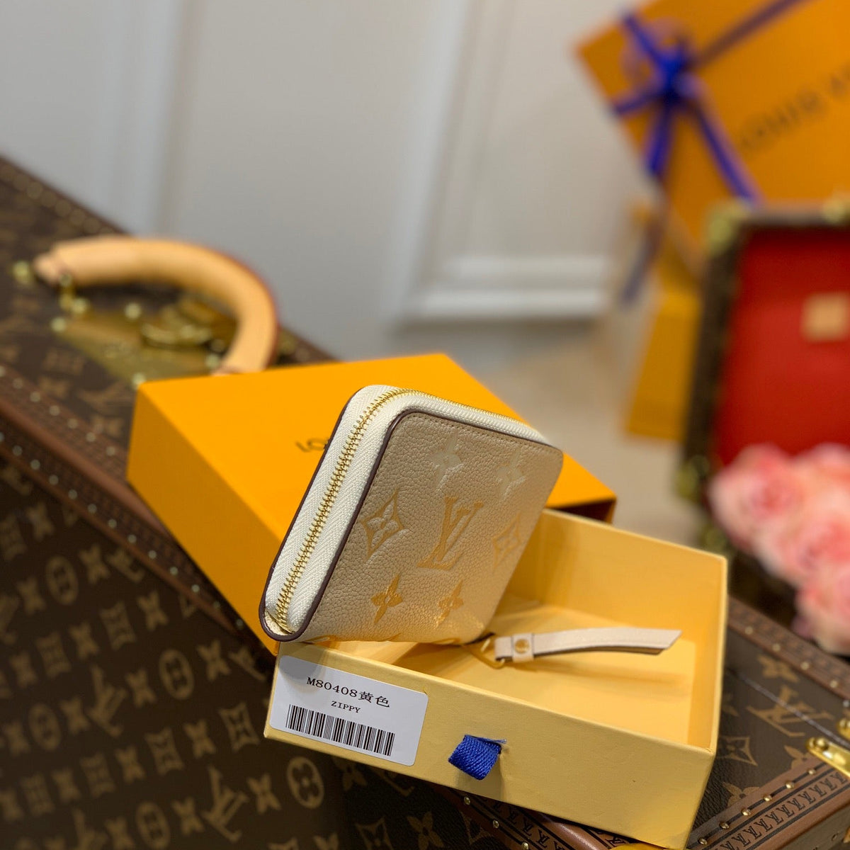 LOU SARAH WALLET