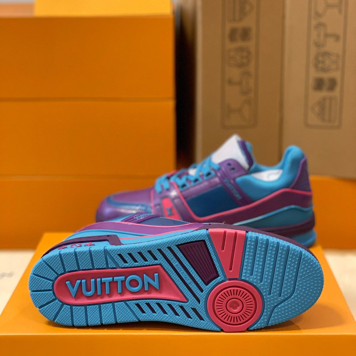 LOU TRAINERS
