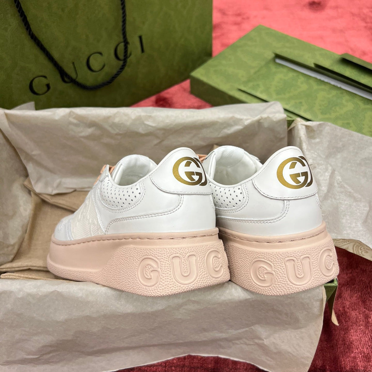 GG EMBOSSED SNEAKER