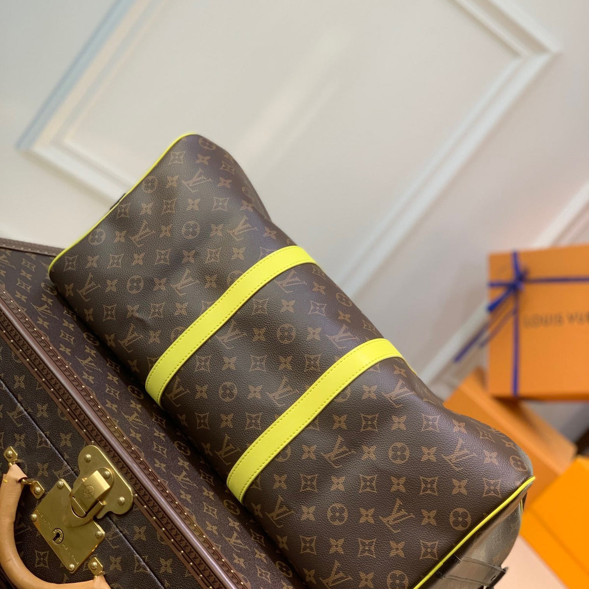 LOU KEEPALL BANDOULIÈRE 50 BAG