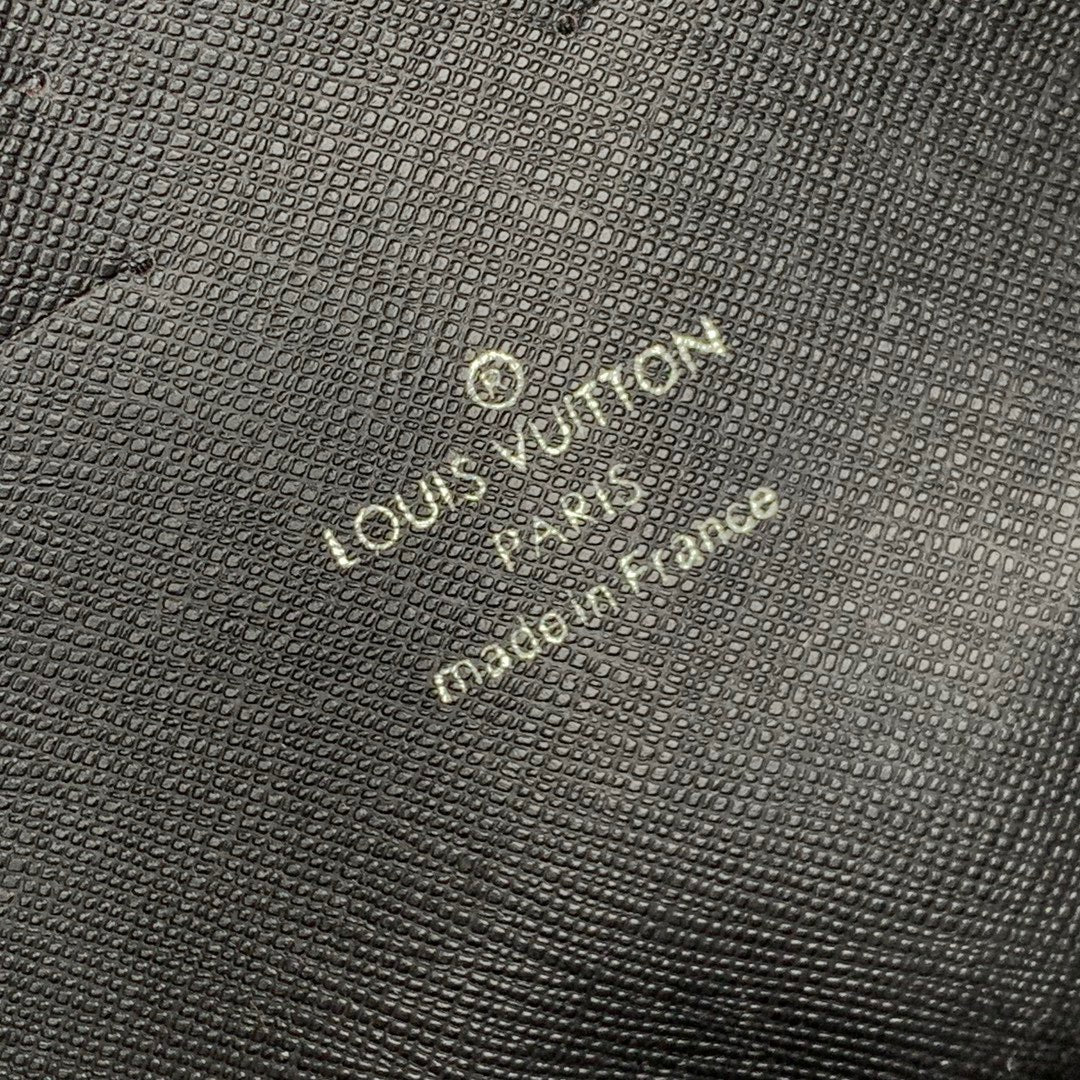 LOU POCHETTE KASAI