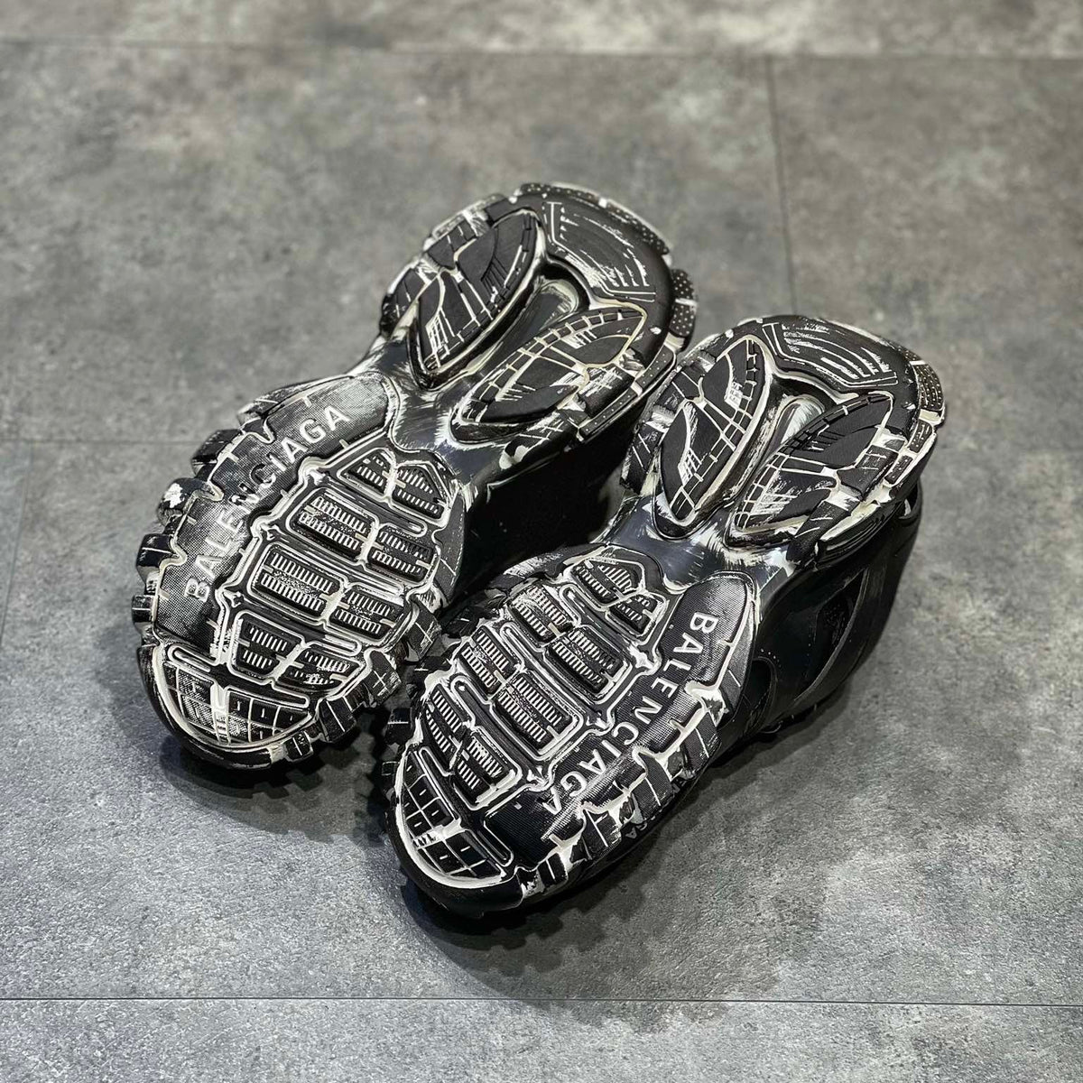 BAL TRACK 3.0 SNEAKERS