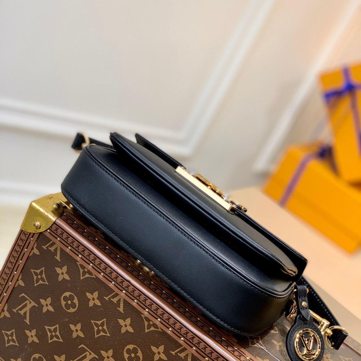 LOU SWING BAG