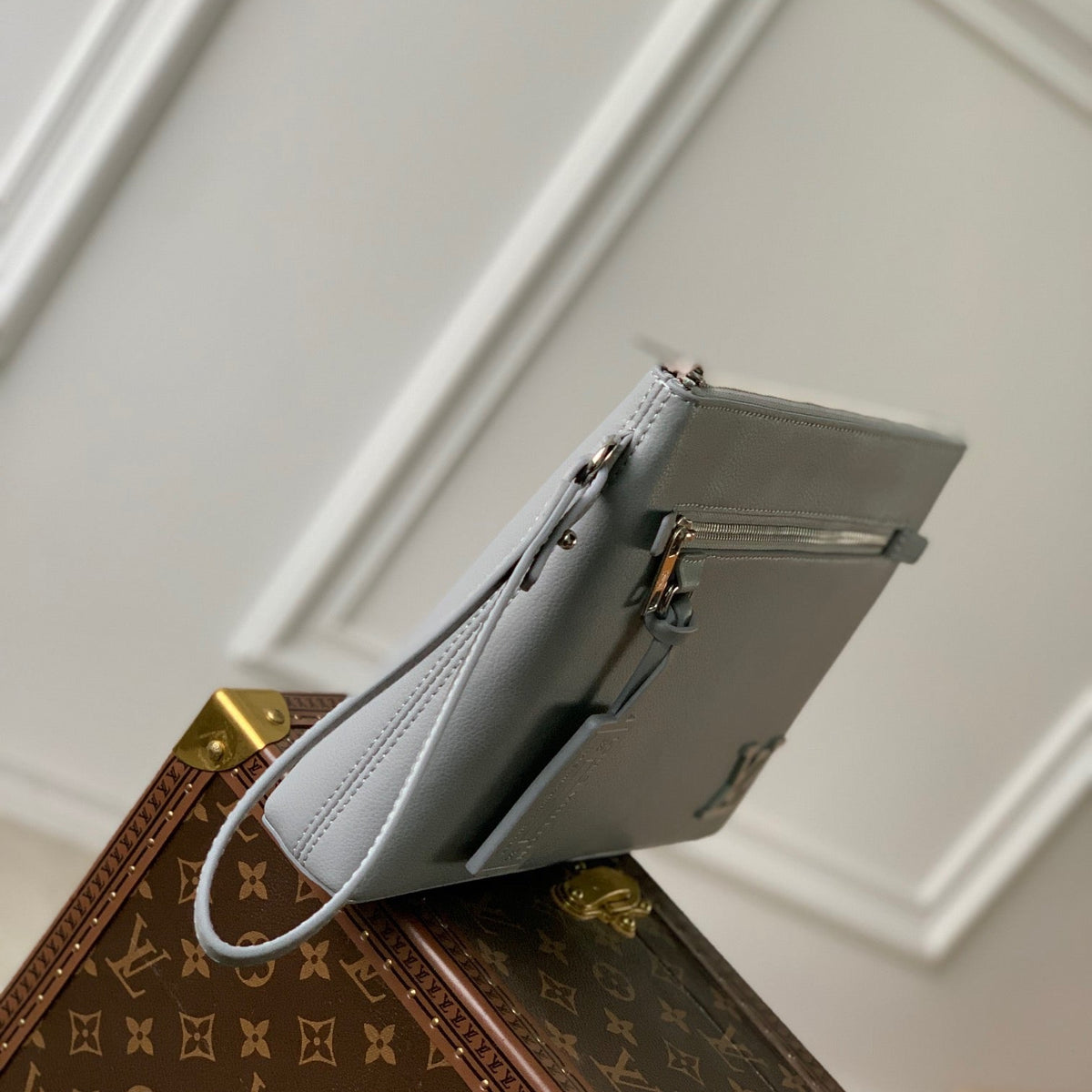 LOU AEROGRAM IPAD POUCH
