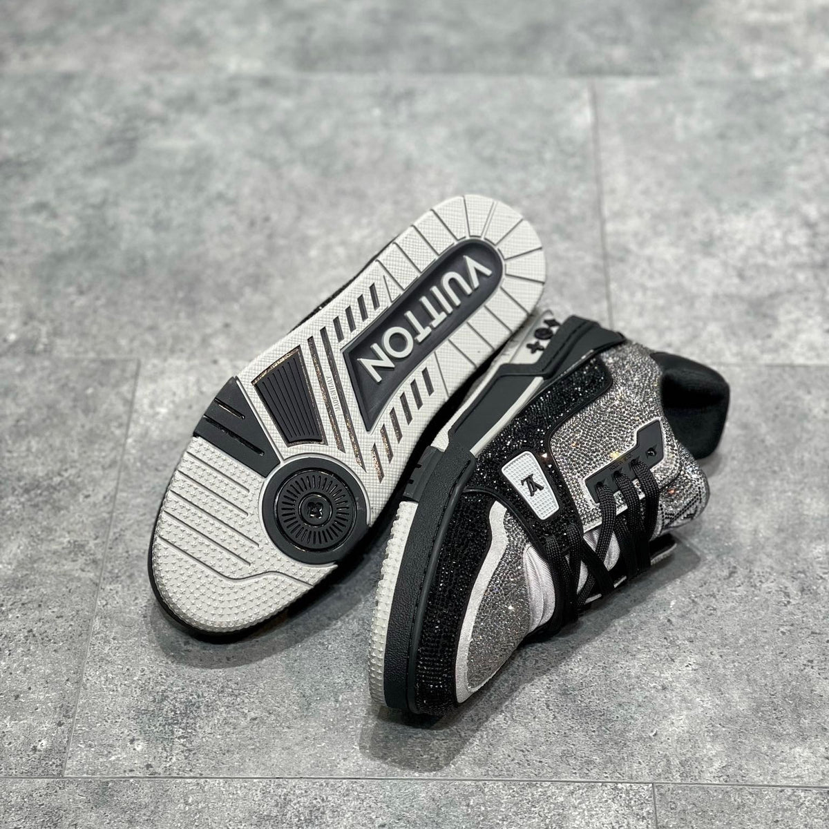 LOU TRAINERS
