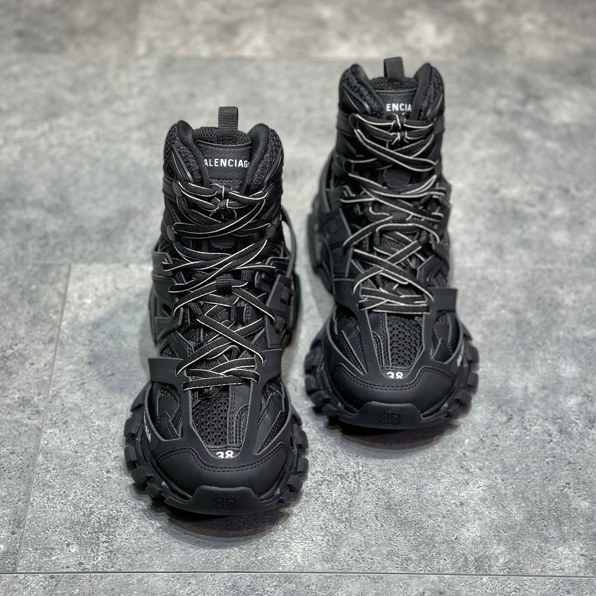BAL TRACK HIGH HIKE SNEAKER