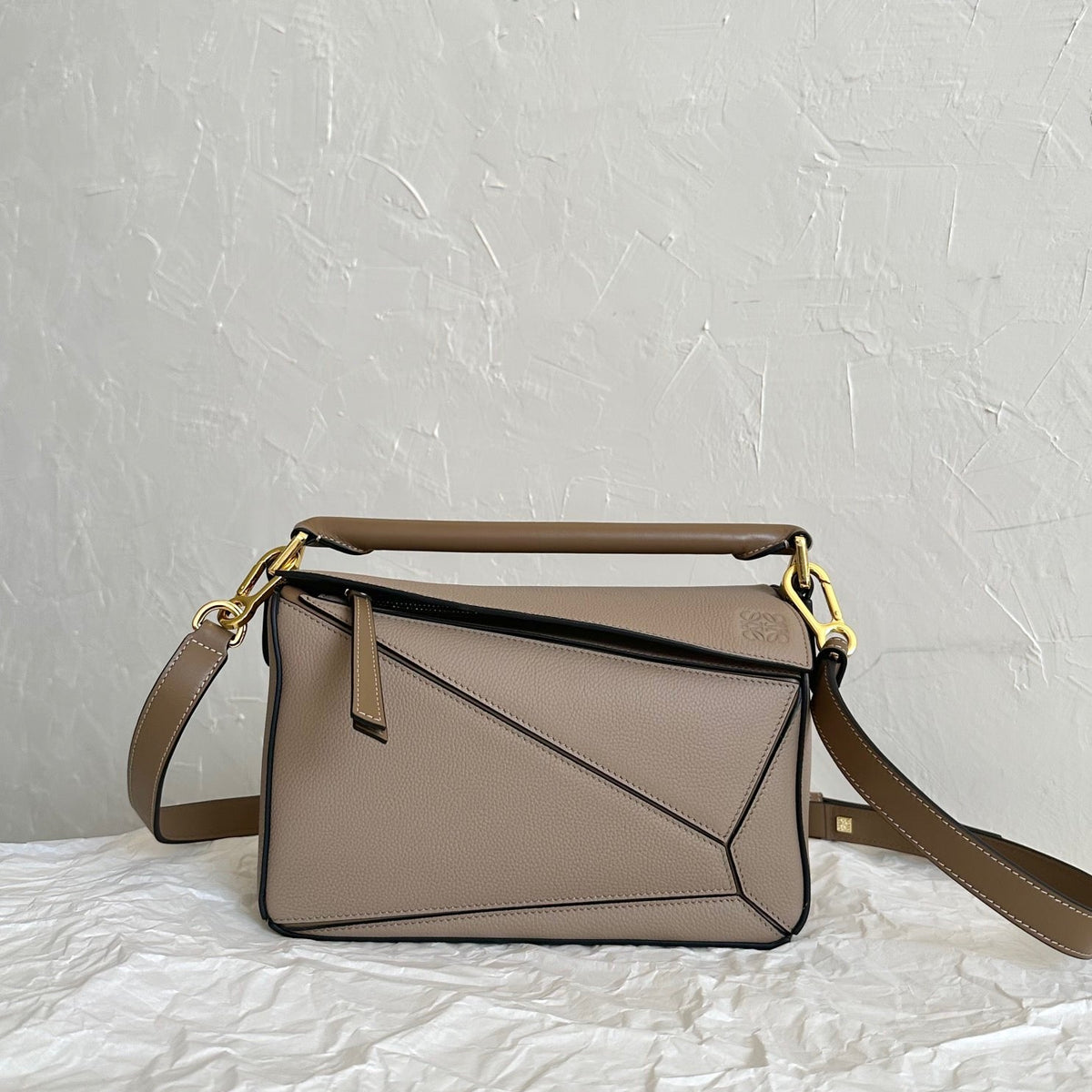LOEW SMALL PUZZLE EDGE BAG