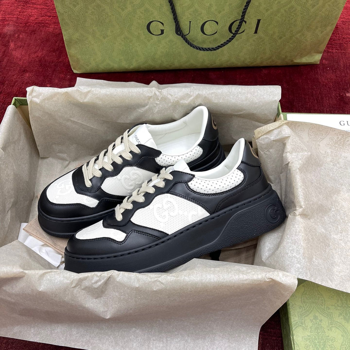 GG SUPREME TRAINERS