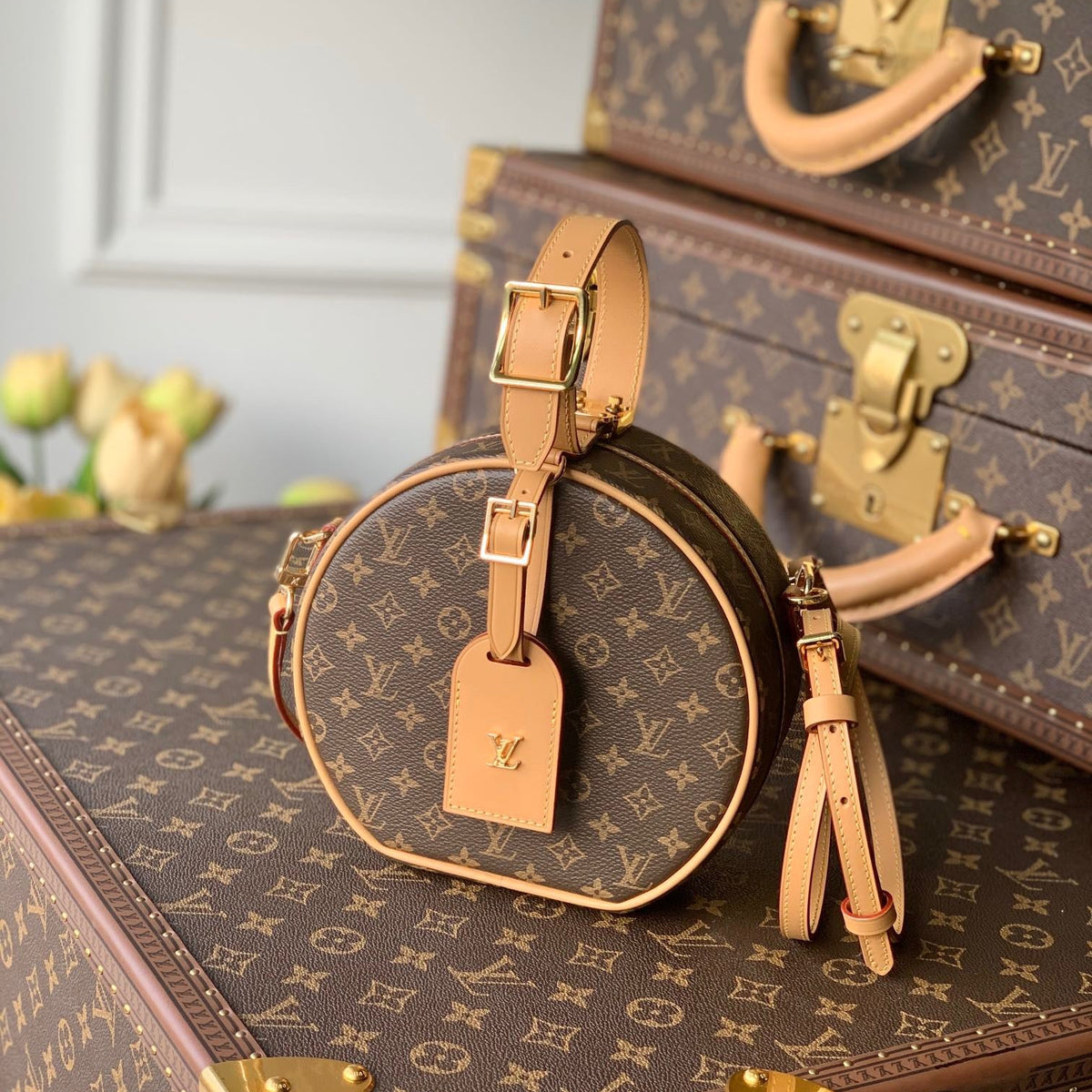 LOU PETITE BOITE CHAPEAU BAG
