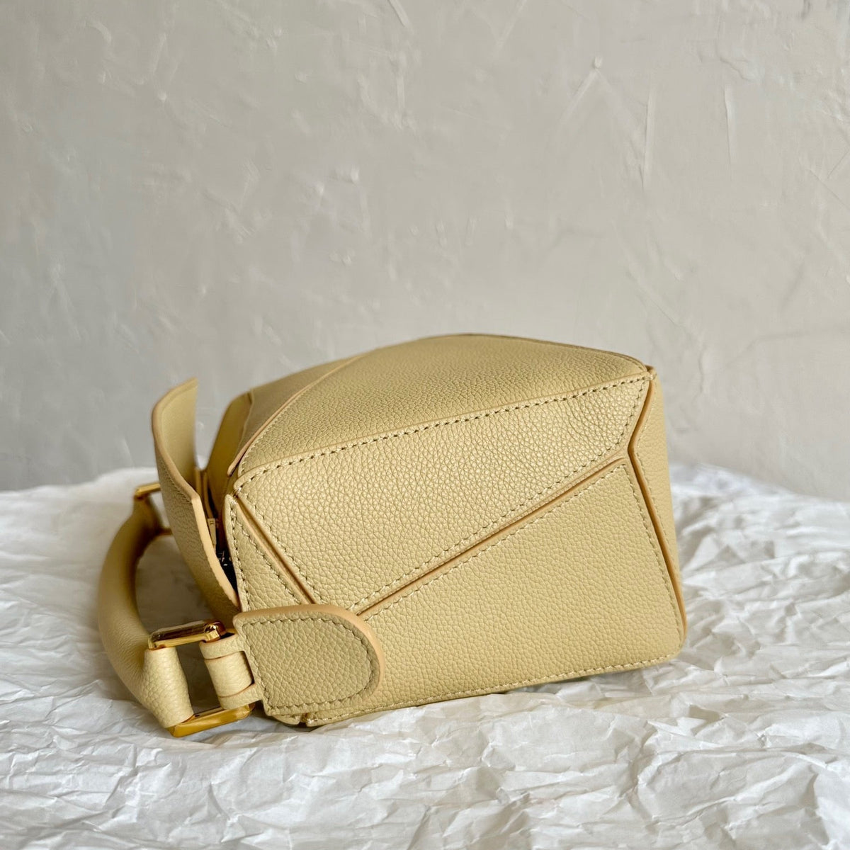 LOEW SMALL PUZZLE EDGE BAG