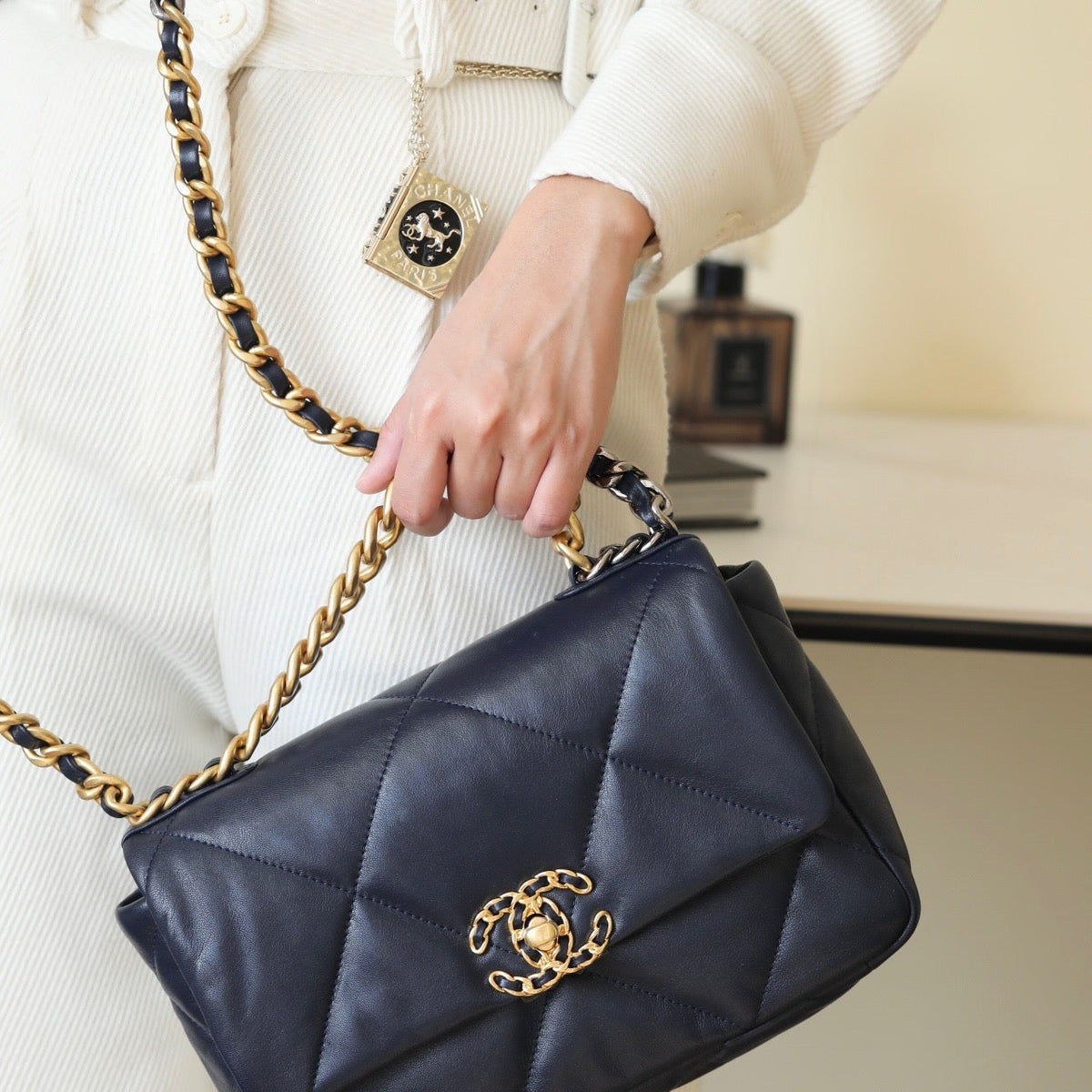 CC 19 BAG
