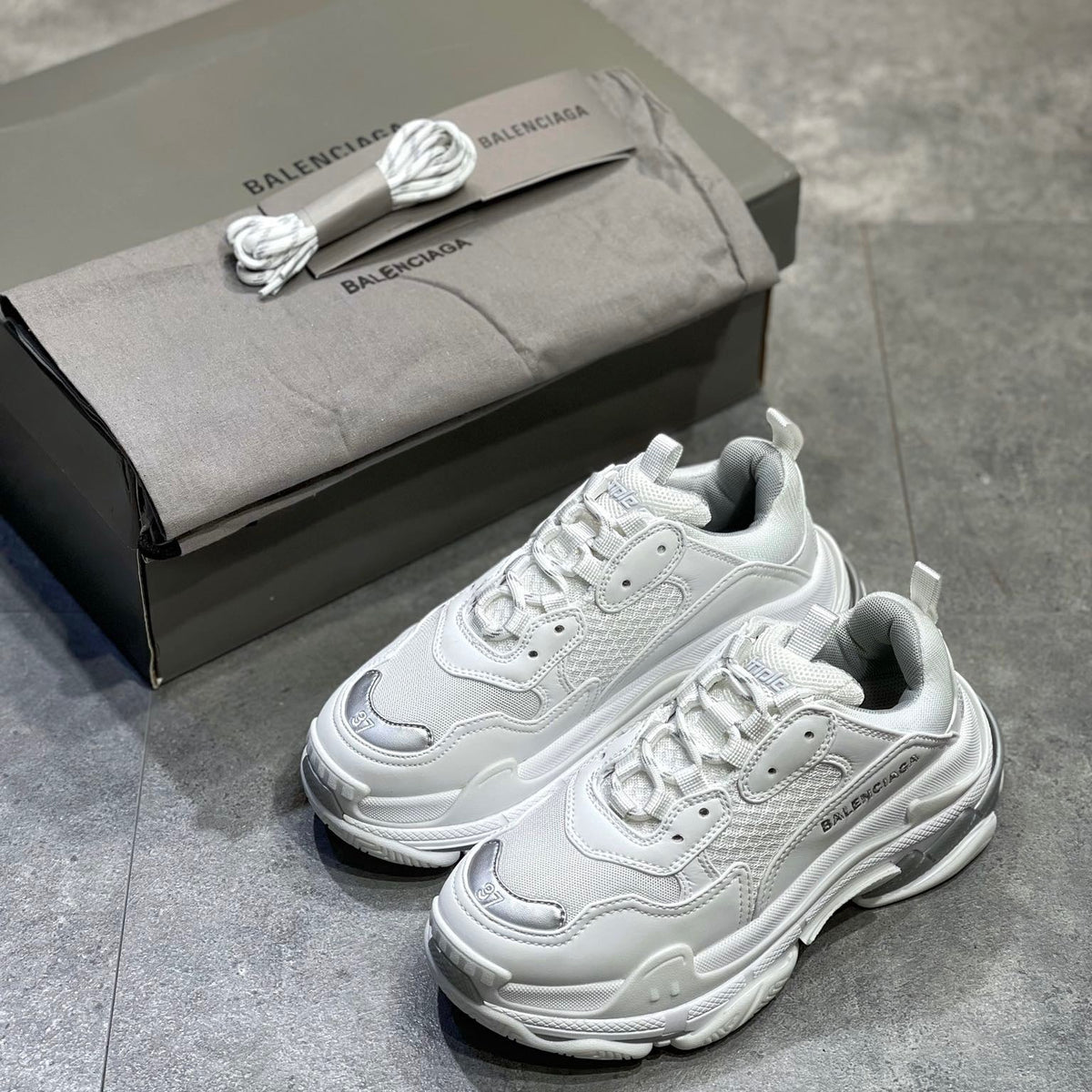 BAL TRIPLE S SNEAKER
