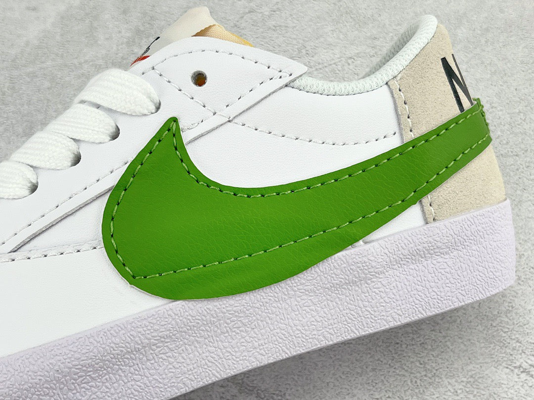 NIKE BLAZER LOW SWOOSH