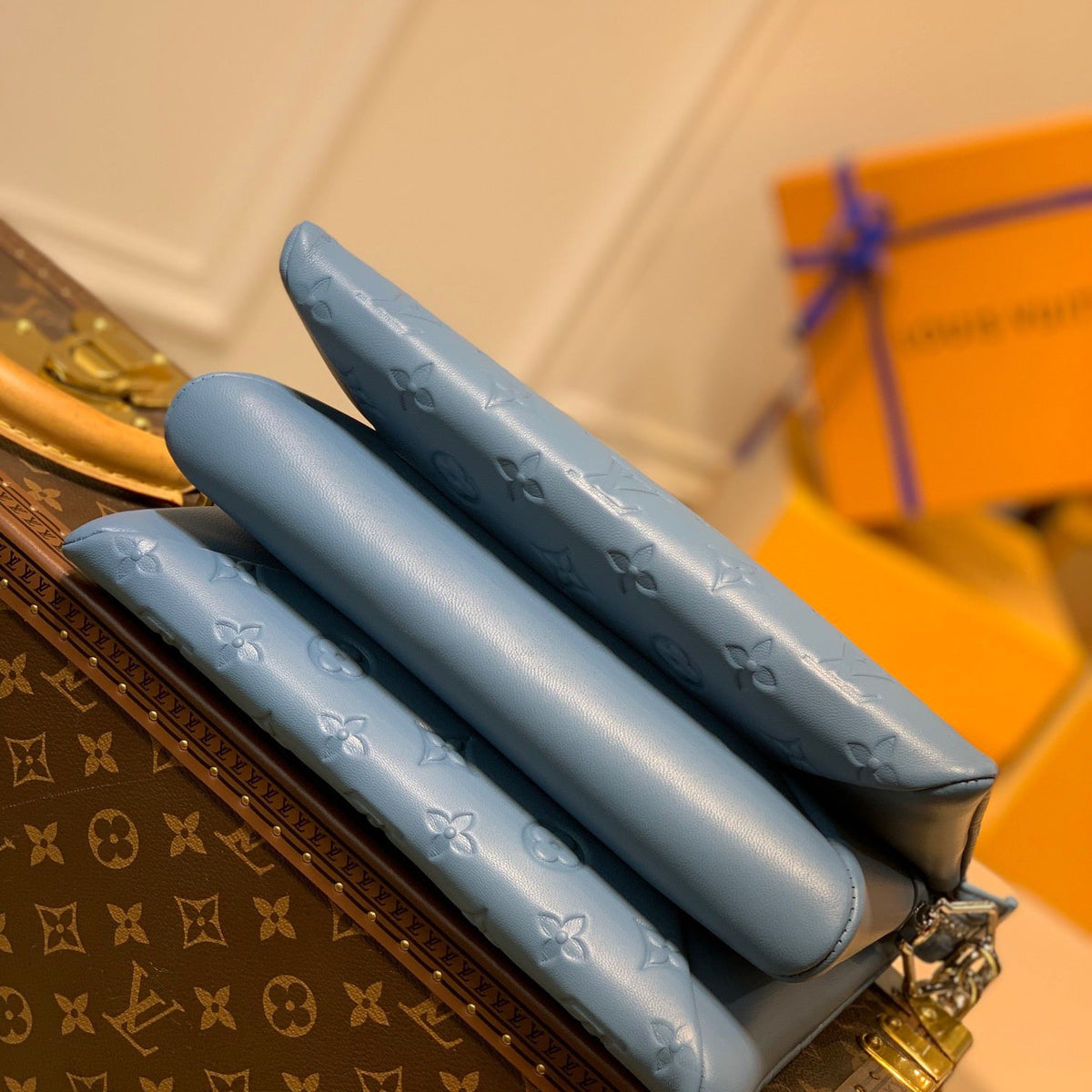 LOU COUSSIN PM BAG