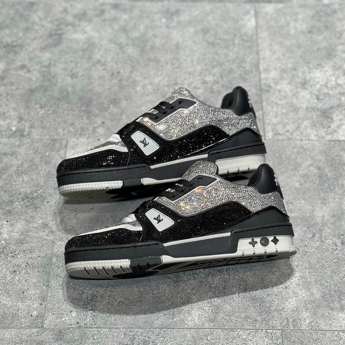 LOU TRAINERS