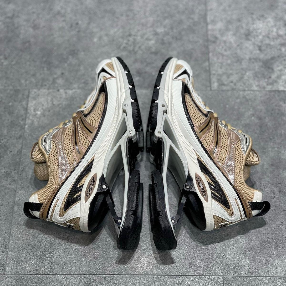 BAL X-PANDER TRAINERS