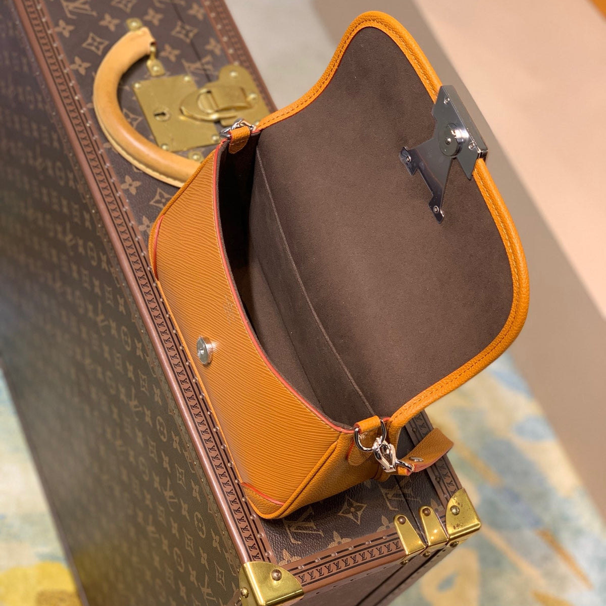 LOU BUCI BAG