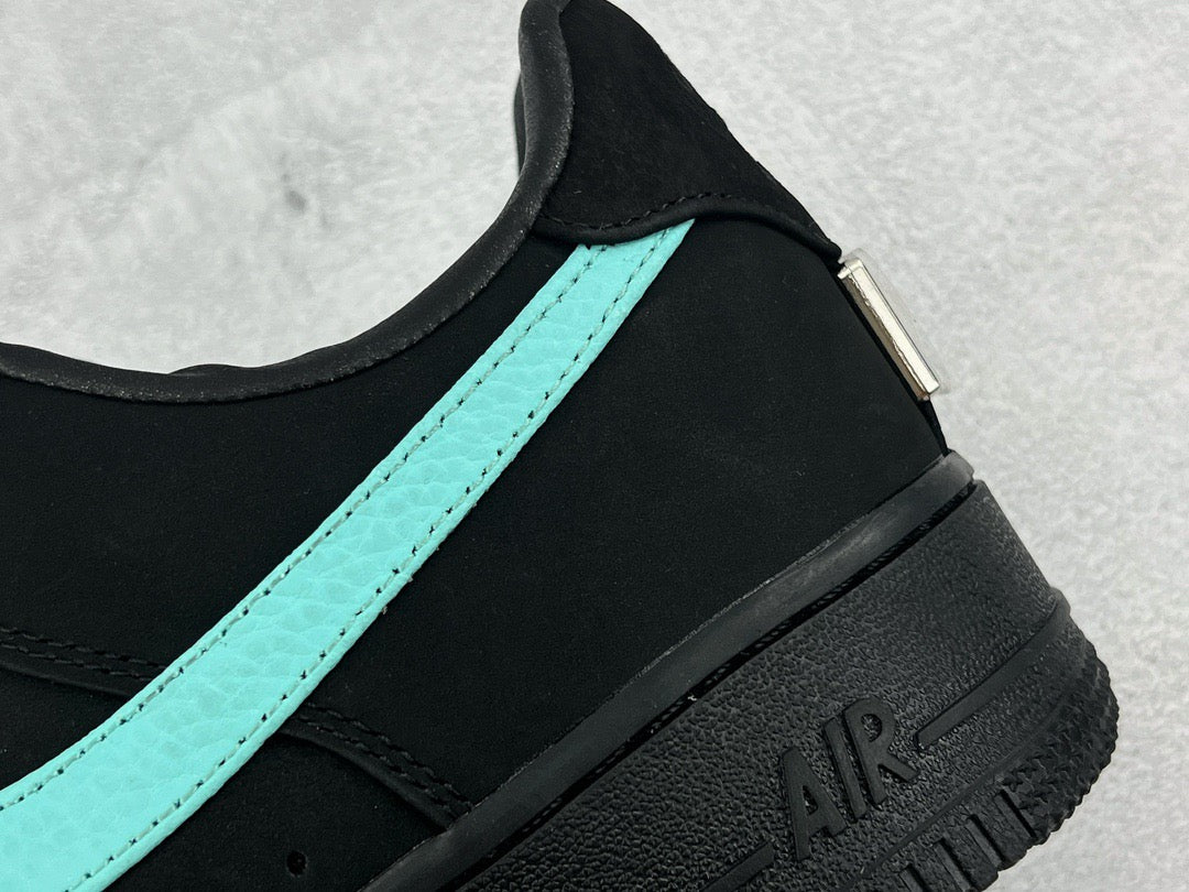 NIKE x TIFFANY AIR FORCE