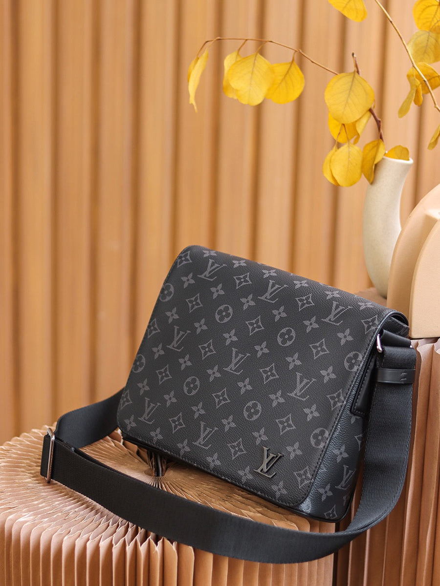 LOU DISTRICT PM MESSENGER BAG