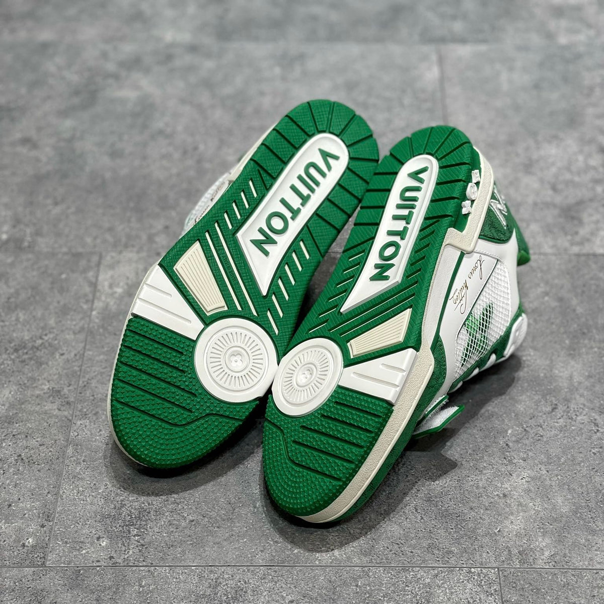 LOU TRAINERS