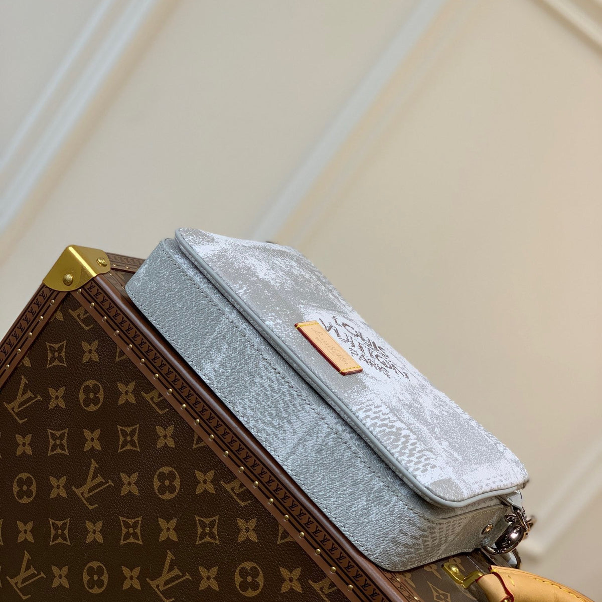 LOU TRIO MESSENGER BAG