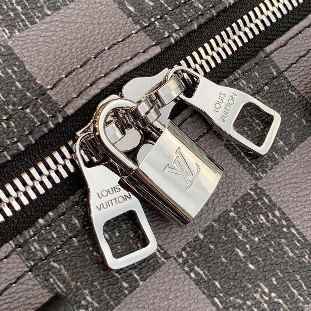 LOU KEEPALL BANDOULIÈRE 50 BAG