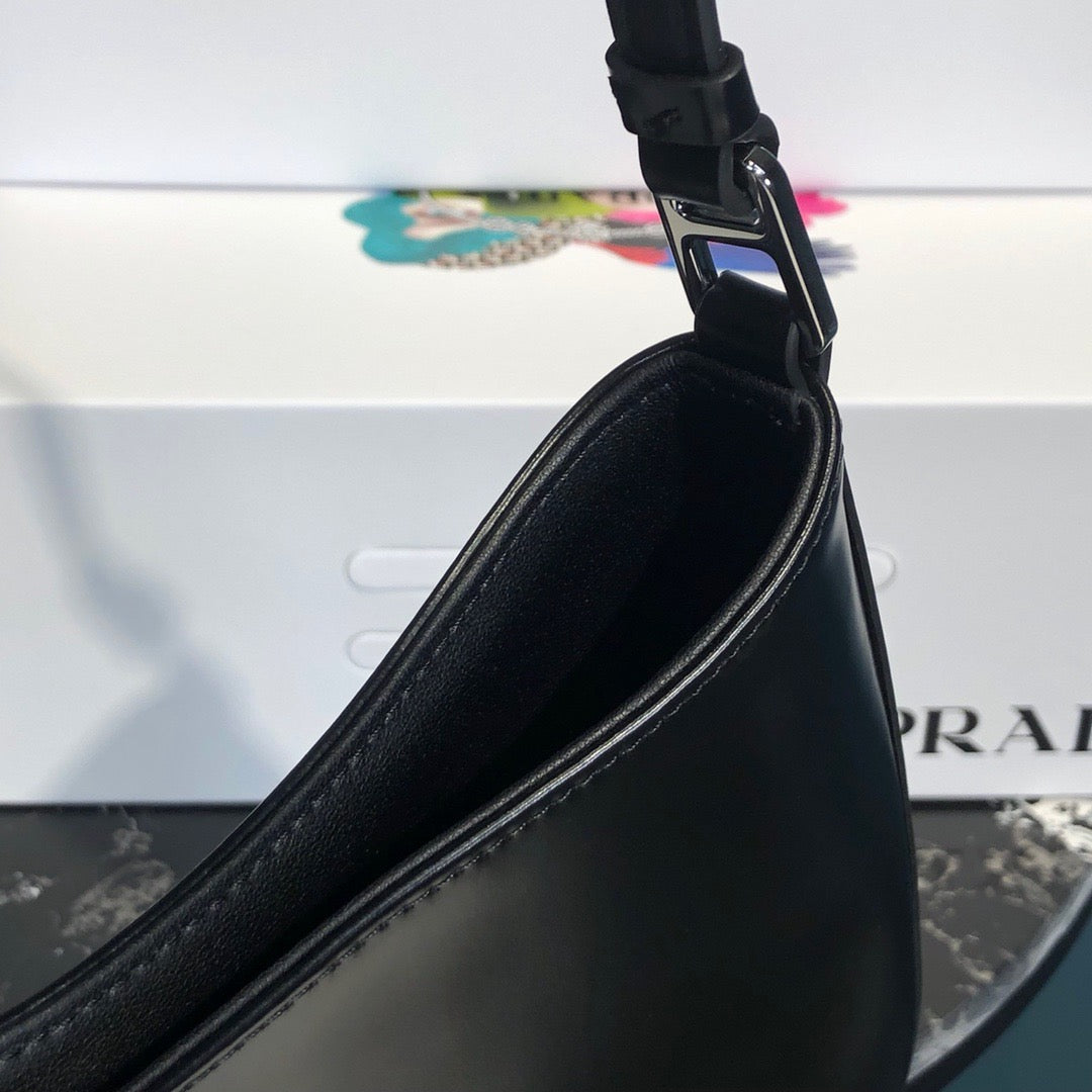 PD CLEO SHOULDER BAG