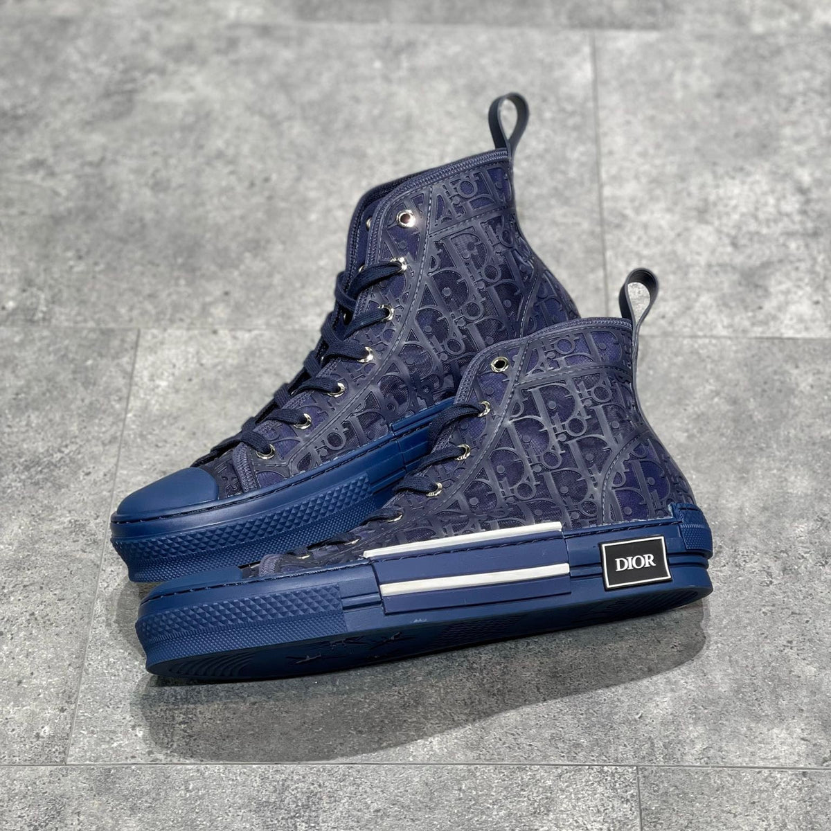 CD B23 SNEAKERS
