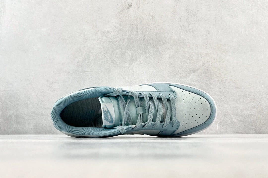 DUNK LOW BLUE