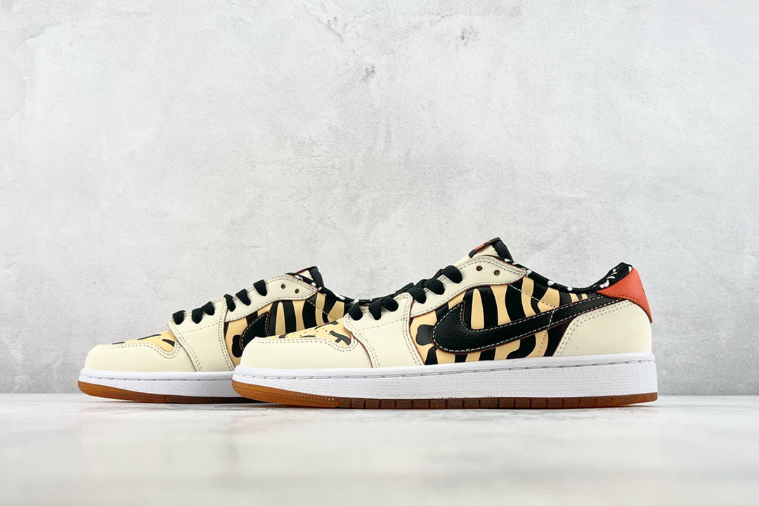 JORDAN 1 LOW OG CNY