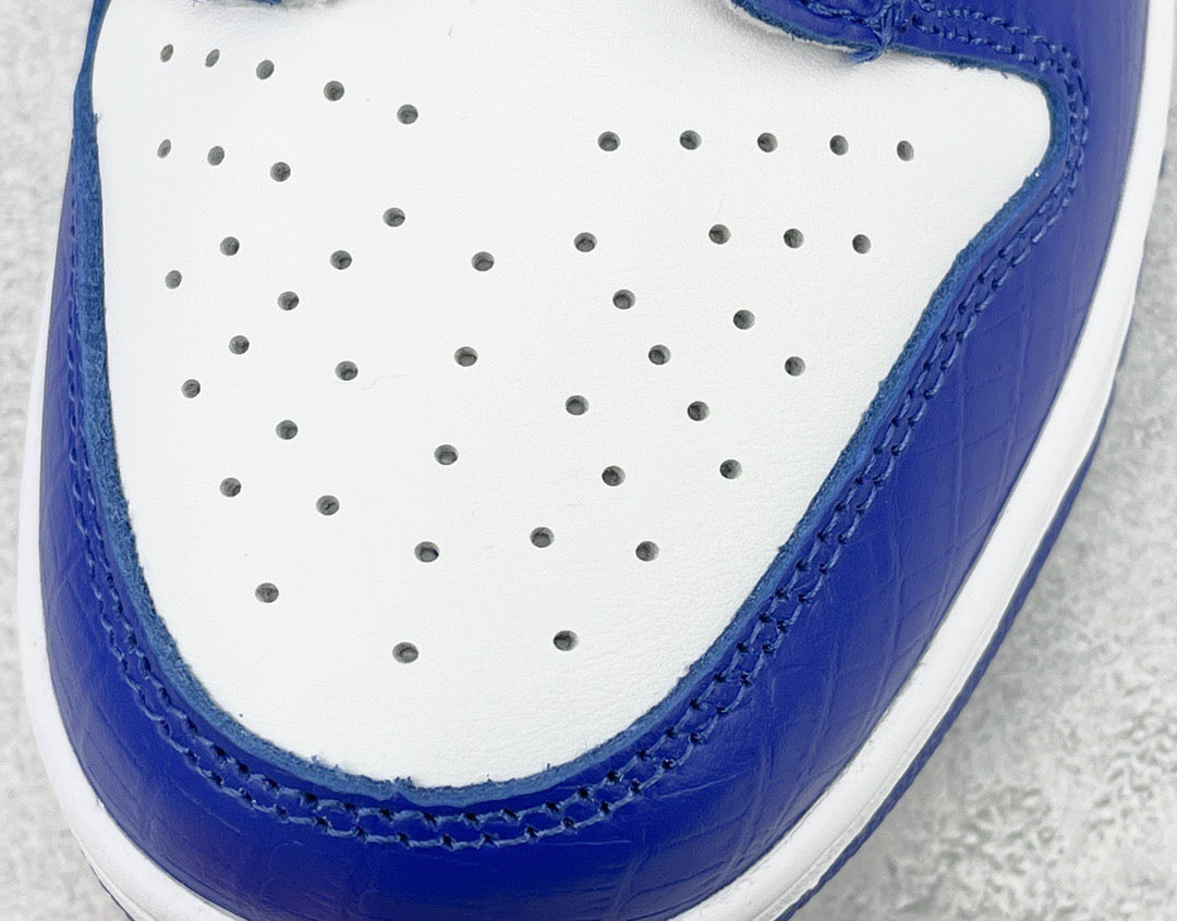 DUNK LOW HYPER ROYAL