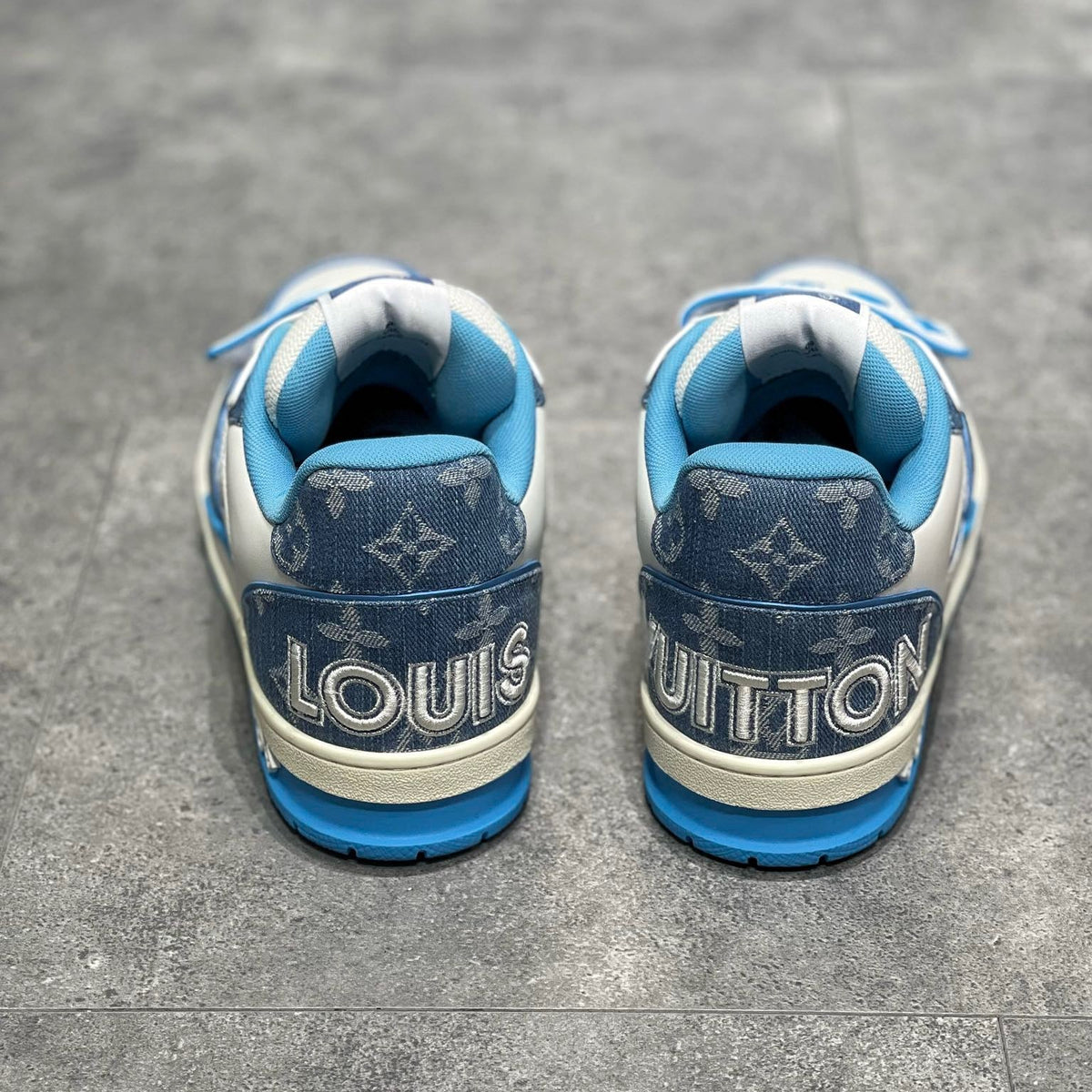 LOU TRAINERS ND