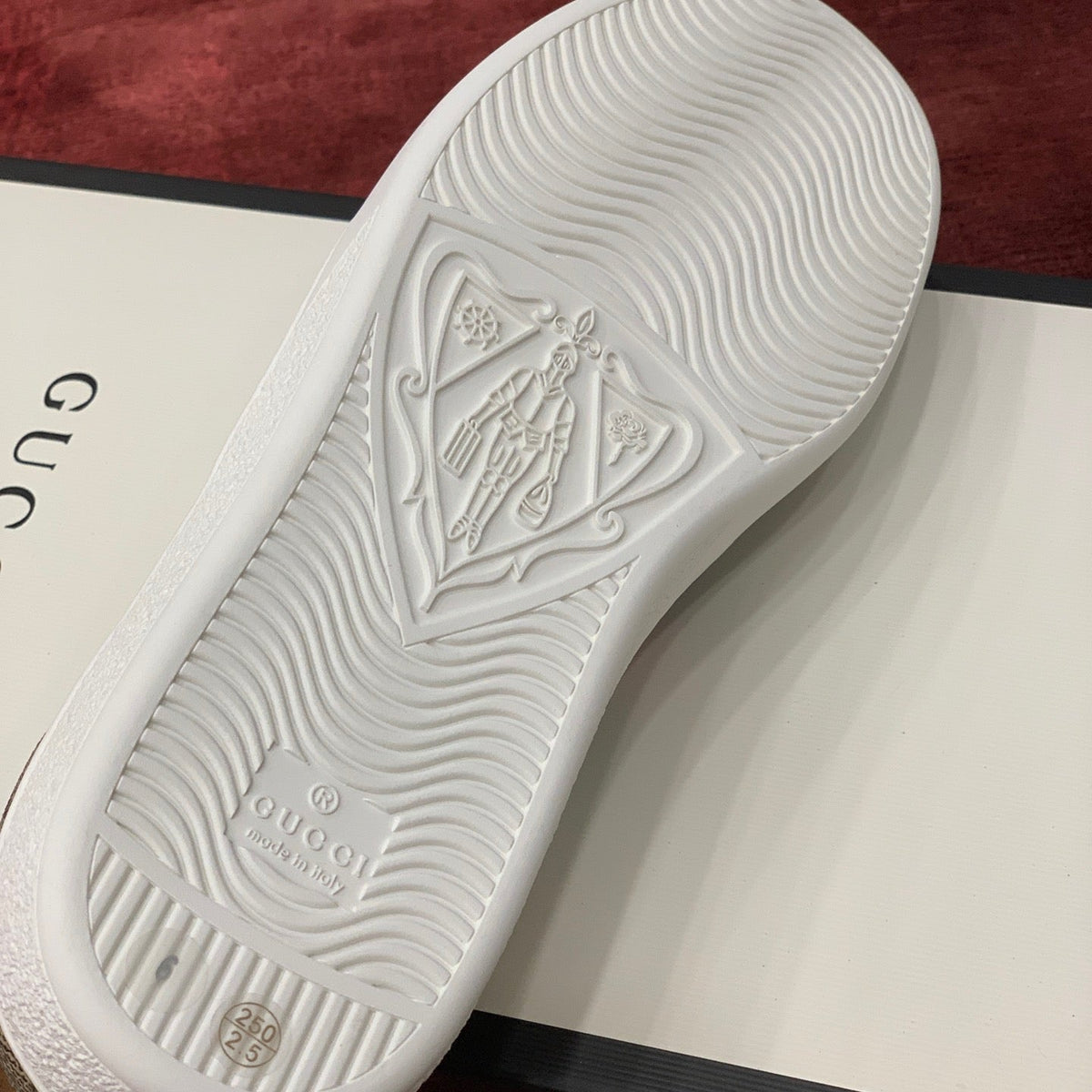 GG ACE SNEAKERS