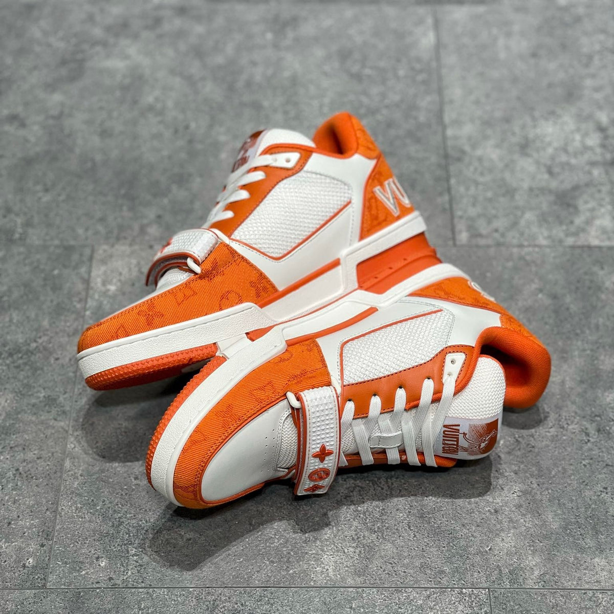 LOU TRAINERS