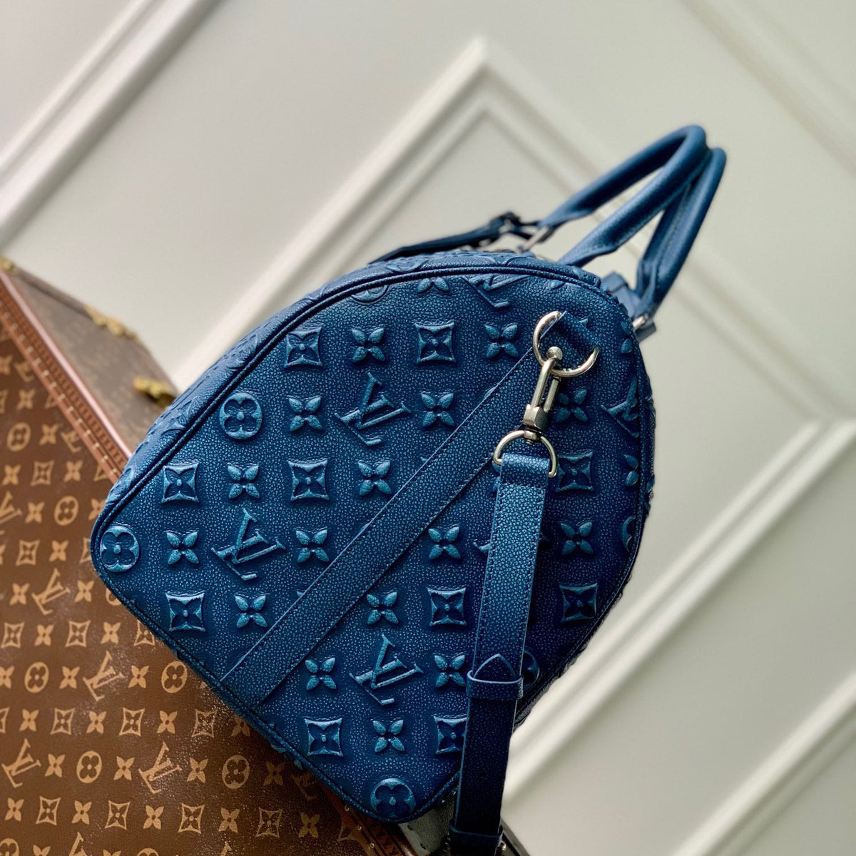 LOU KEEPALL BANDOULIÈRE 50 BAG