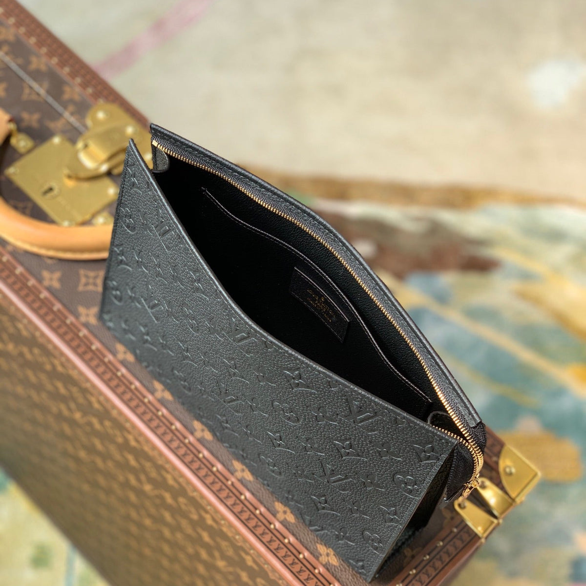 LOU POCHETTE VOYAGE MM