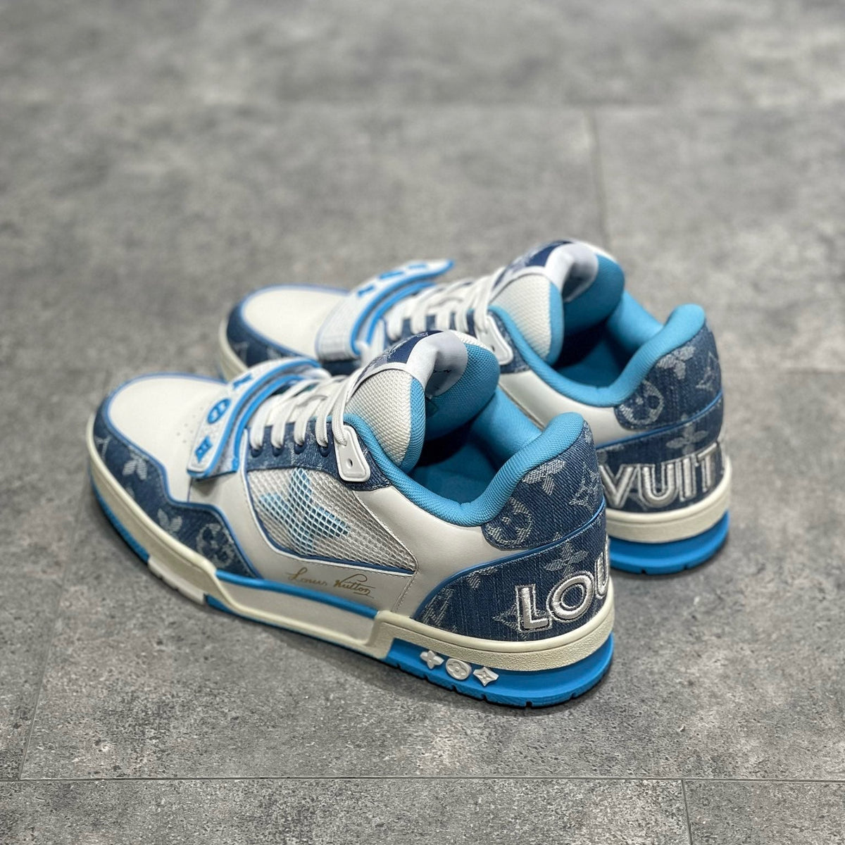 LOU TRAINERS ND