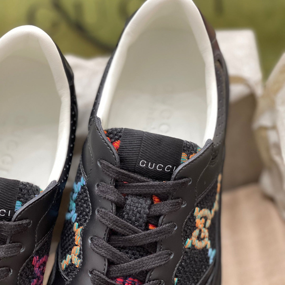 GG SUPREME TRAINERS