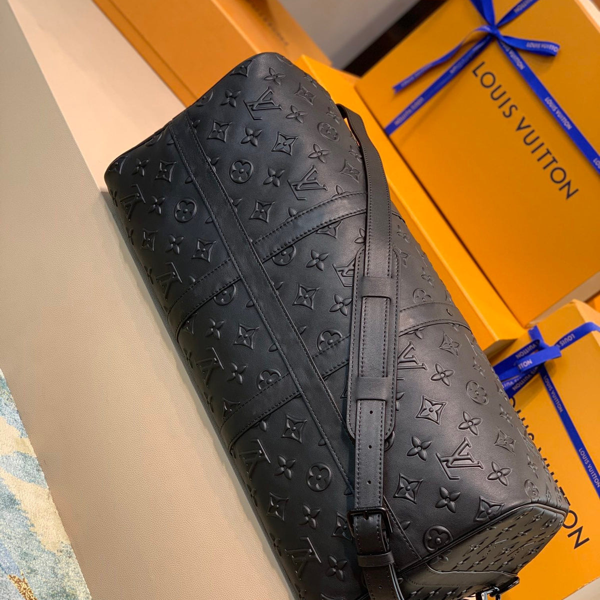 LOU KEEPALL BANDOULIÈRE 50 BAG