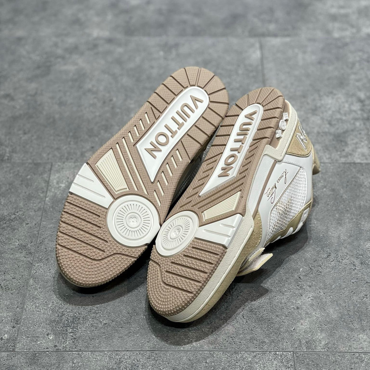 LOU TRAINERS