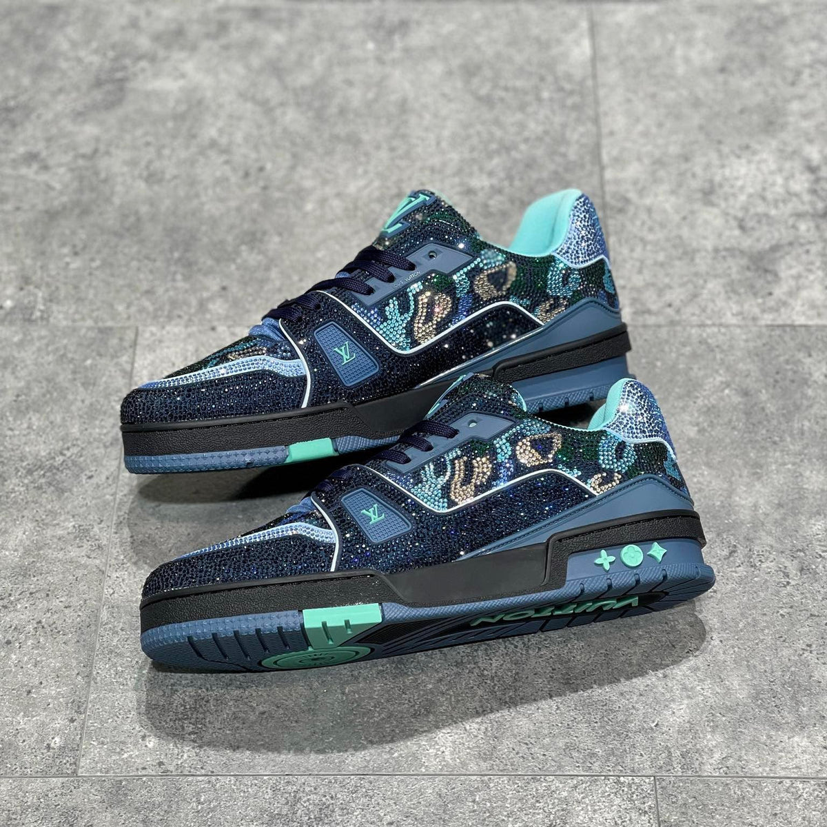 LOU TRAINERS