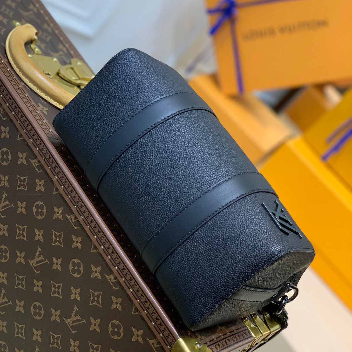 LOU CITY KEEPALL BAG